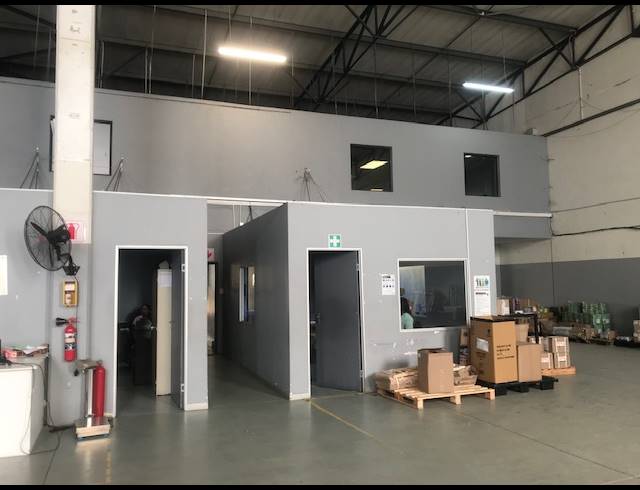 1,008M² WAREHOUSE TO LET IN RIVERHORSE VALLEY